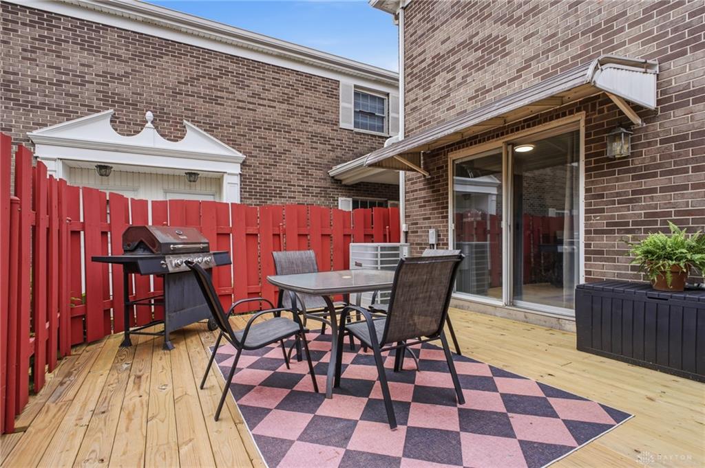 729 Clareridge Property Photo 26