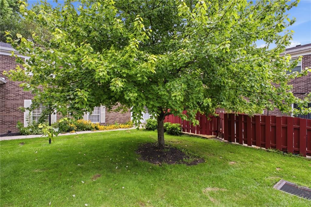 729 Clareridge Property Photo 27