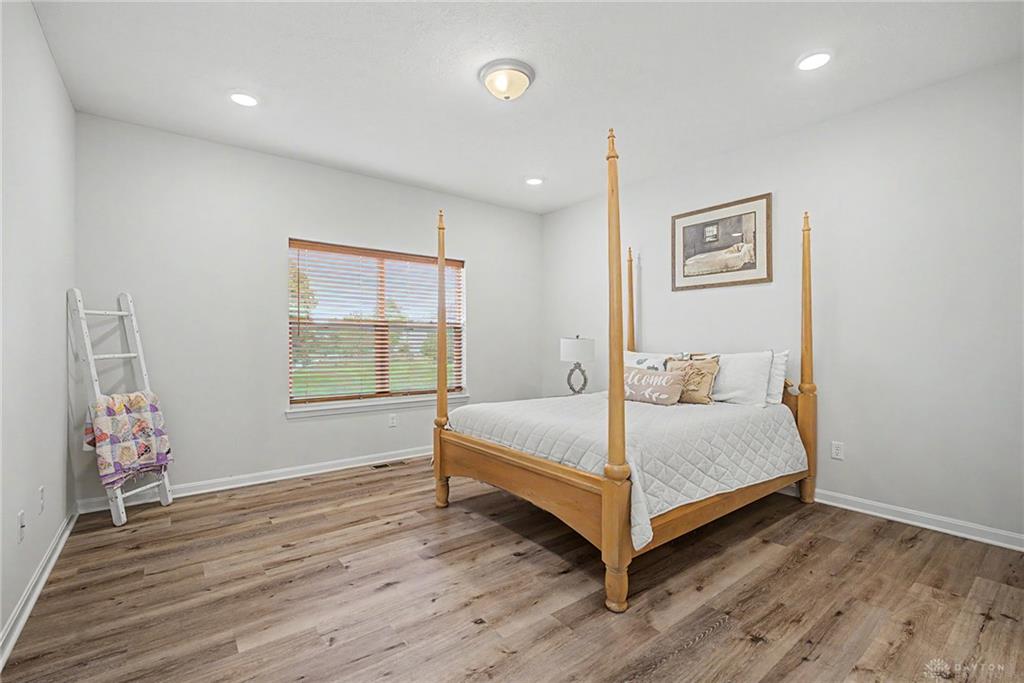 1115 Silversmith Property Photo 16