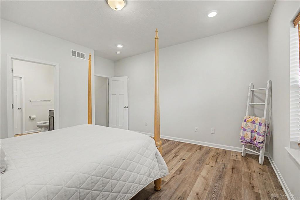 1115 Silversmith Property Photo 18