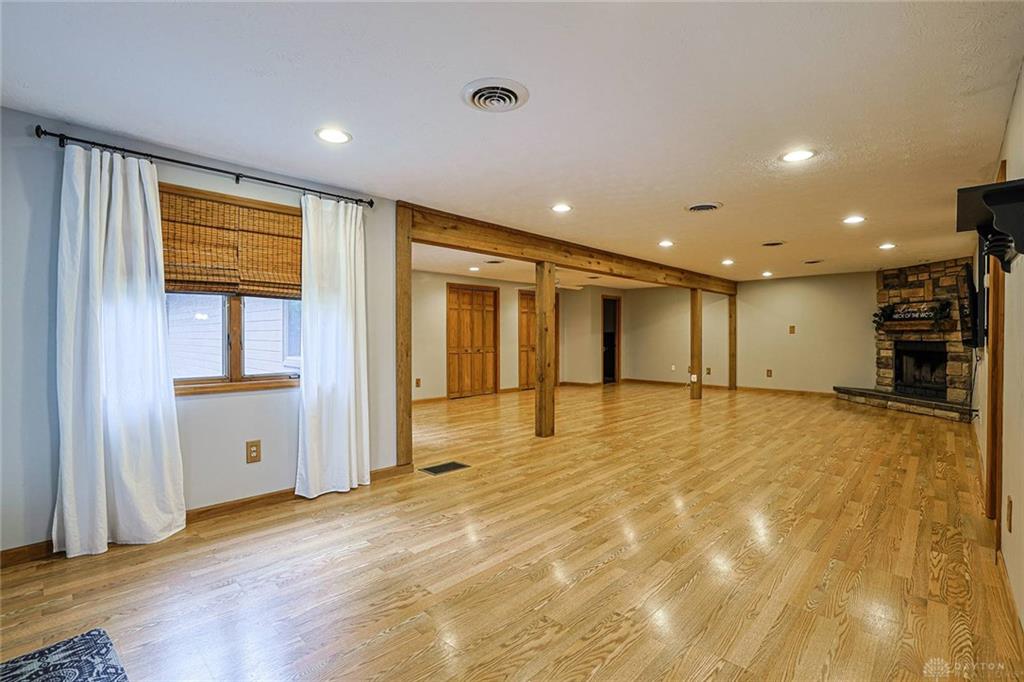 3091 Fairfield Property Photo 7