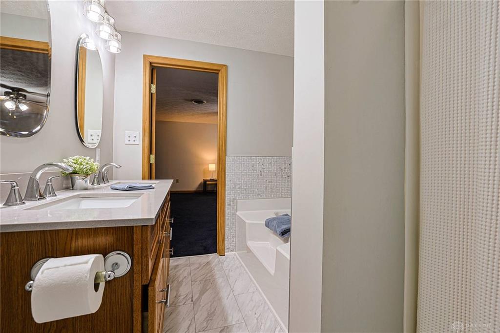 3091 Fairfield Property Photo 17