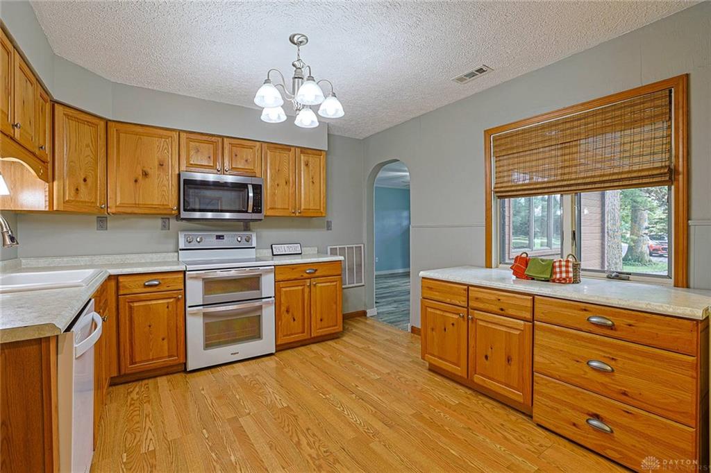 3091 Fairfield Property Photo 42