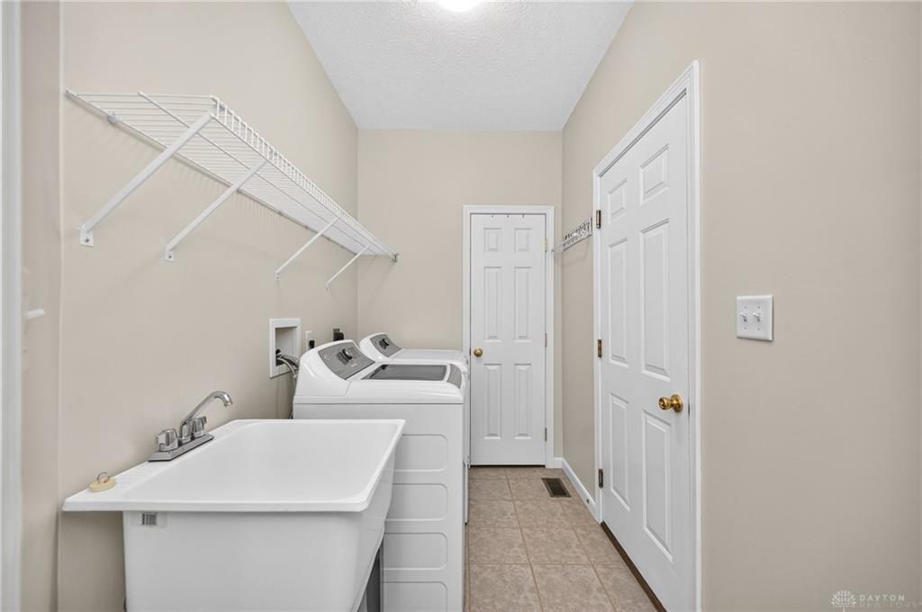926 Birch Property Photo 20