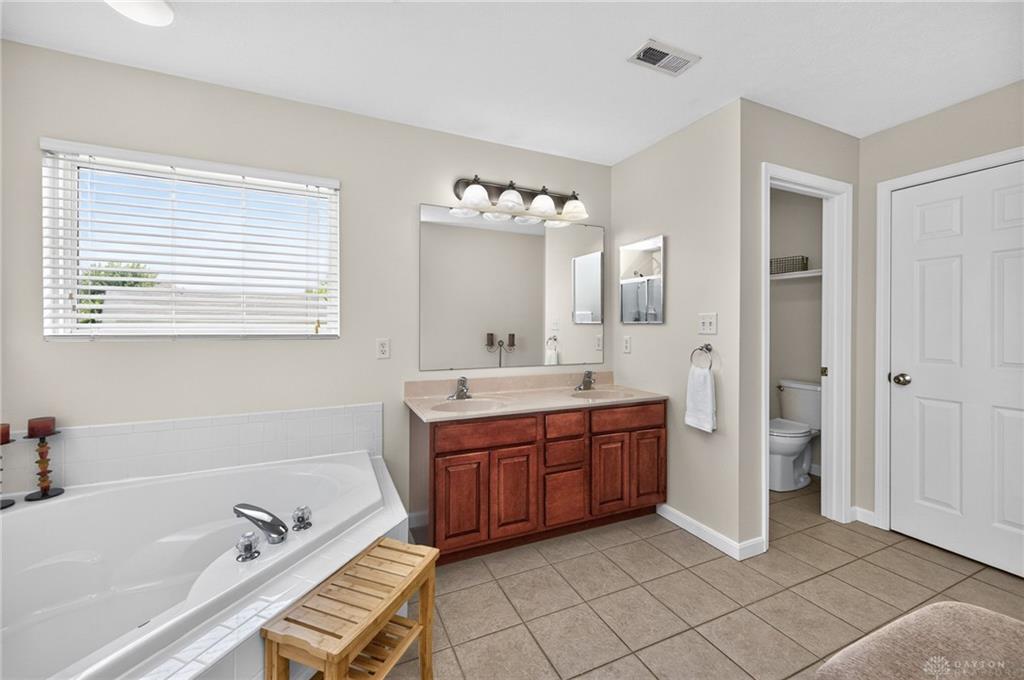 926 Birch Property Photo 28