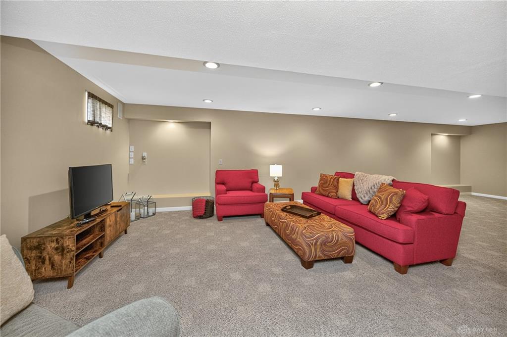 926 Birch Property Photo 41