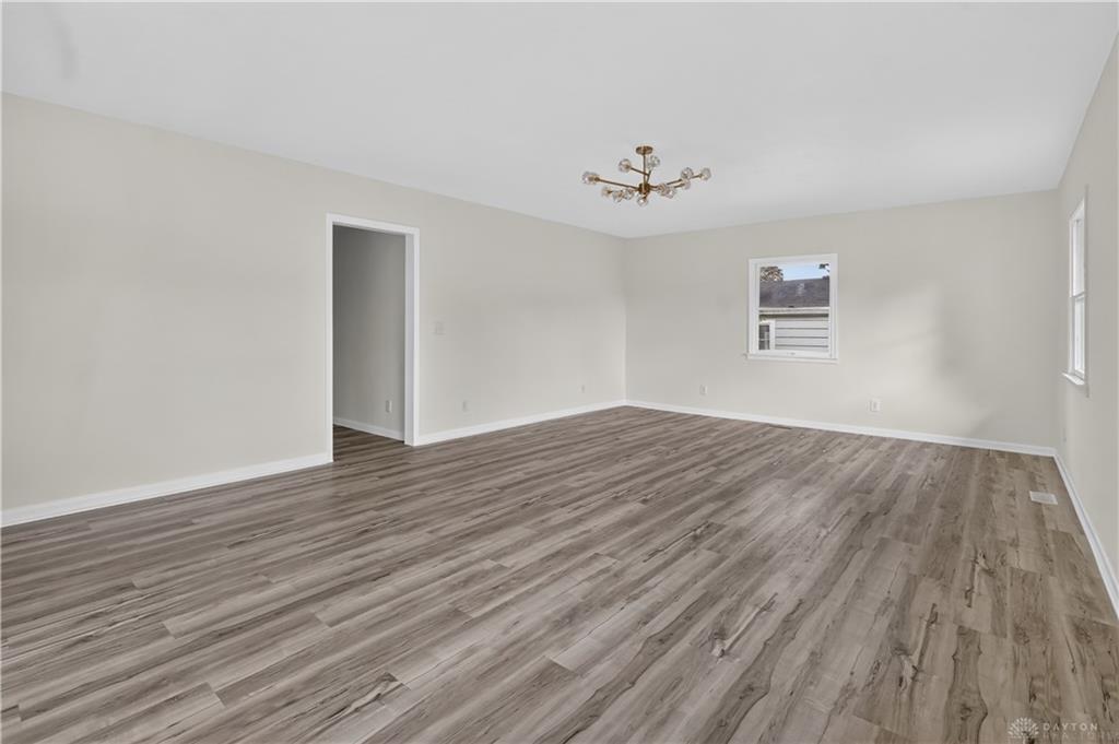 1243 Student Property Photo 10