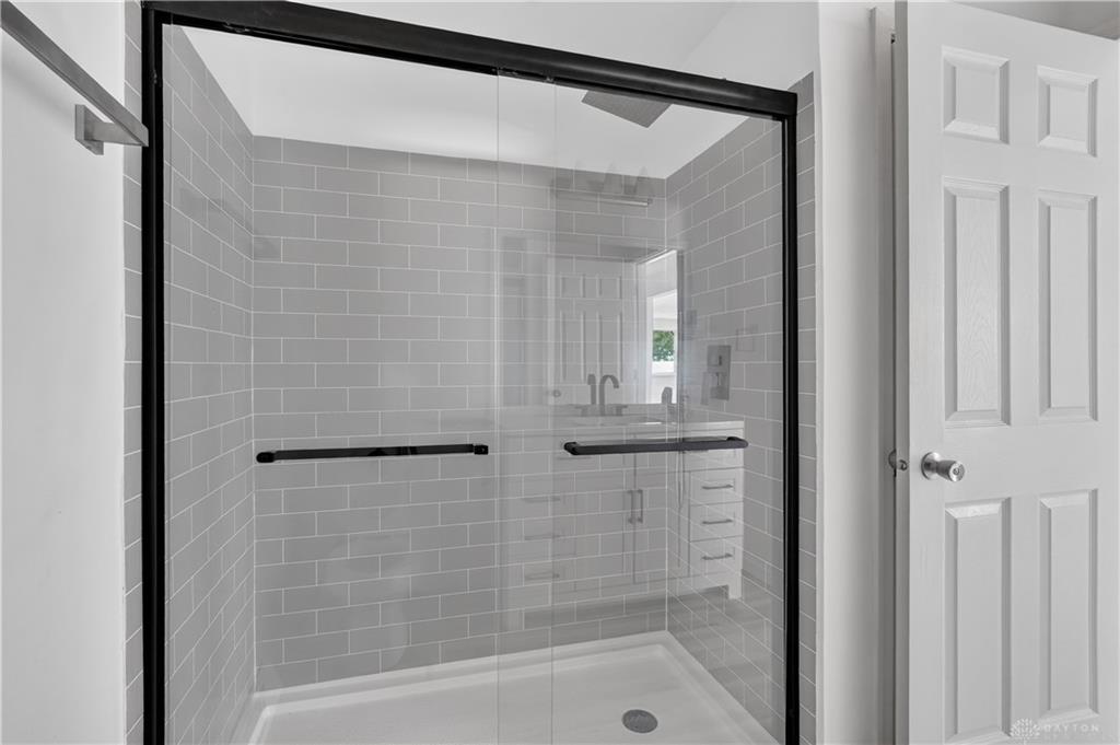 1243 Student Property Photo 19