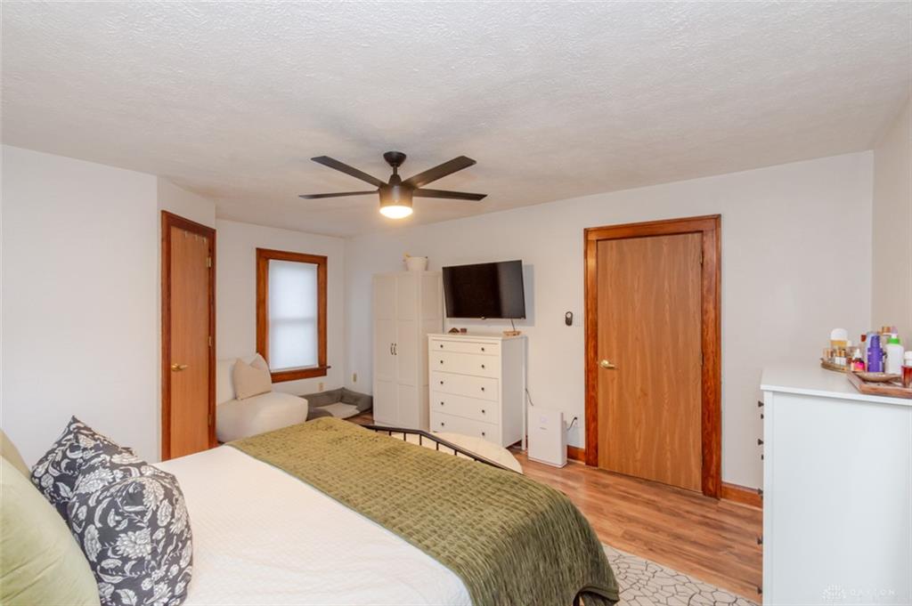 1749 King Property Photo 17