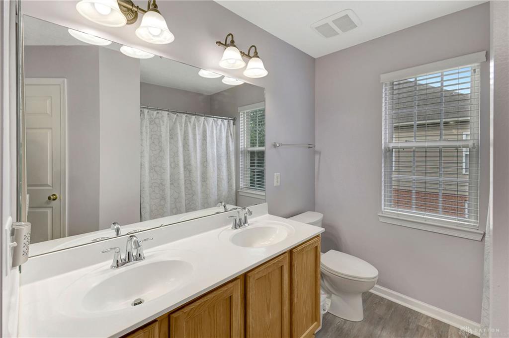 5170 Poets Property Photo 44