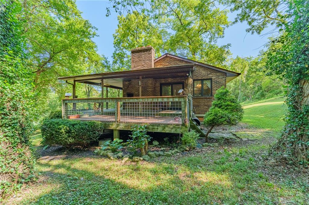 49 Brush Row Property Photo 3