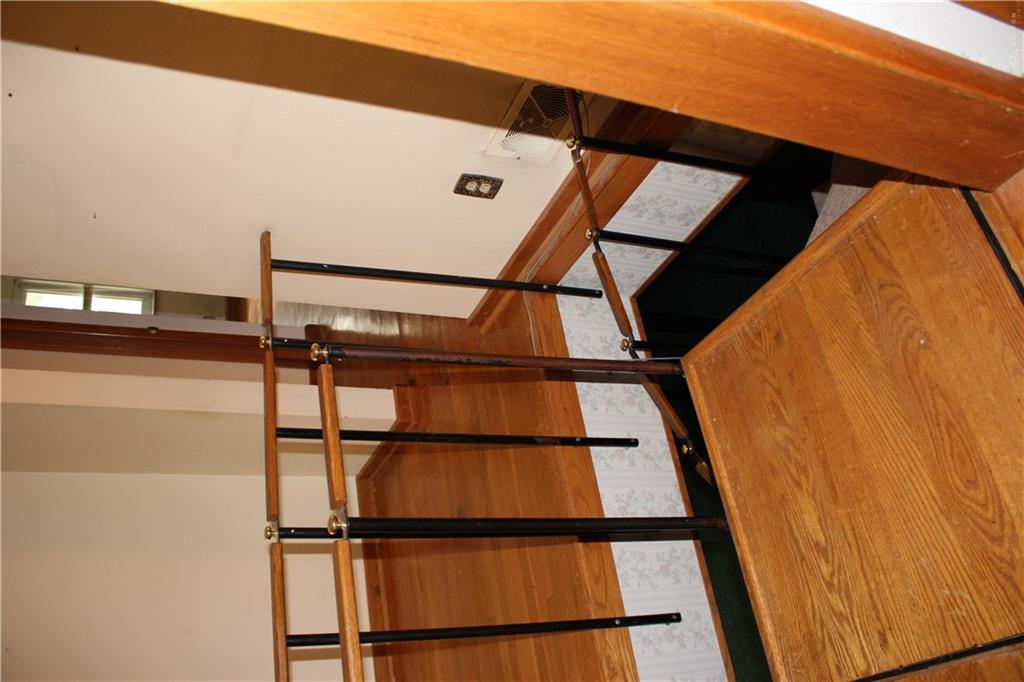 1180 S Alex Property Photo 28