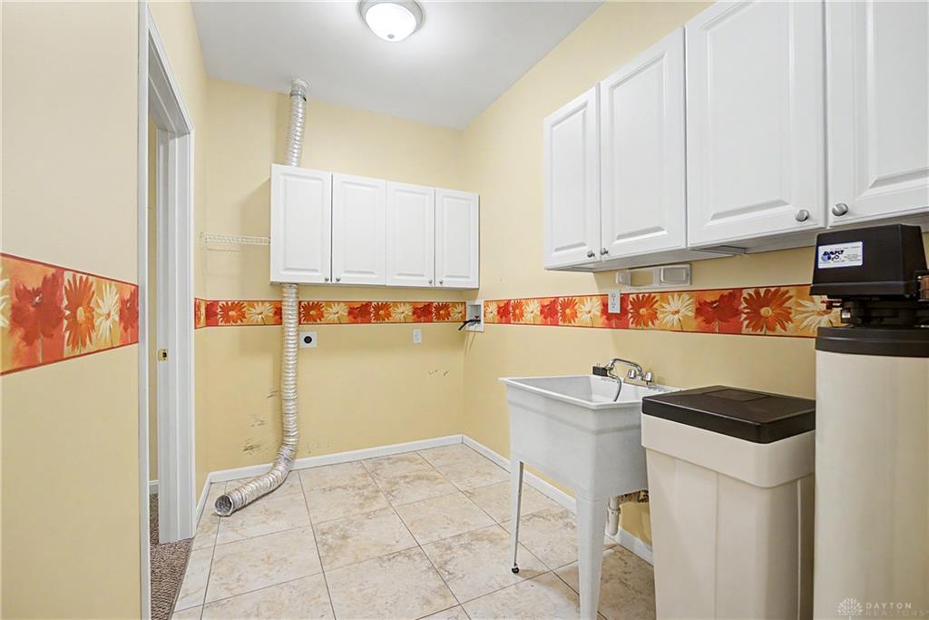 2734 Cedarbrook Property Photo 32