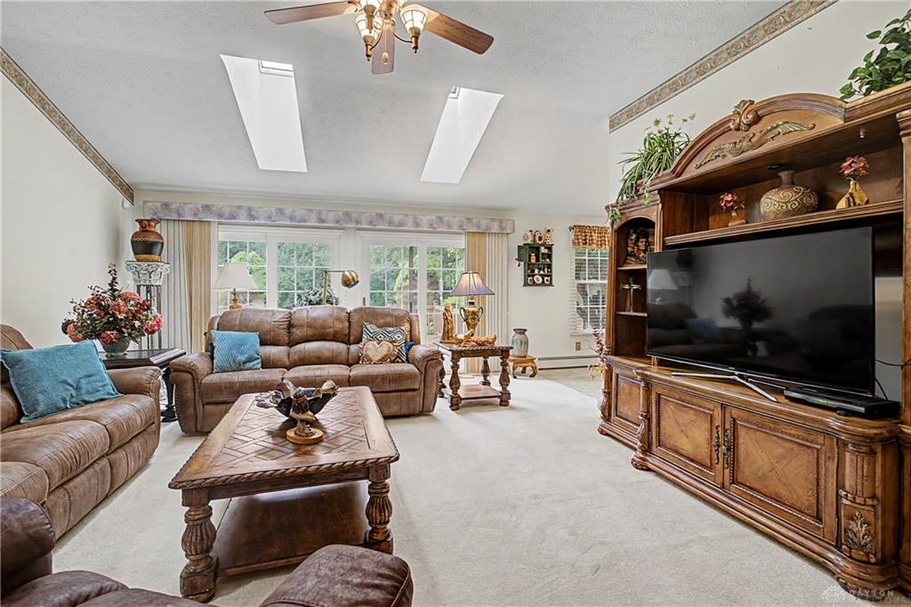 3845 W Eva Property Photo 10