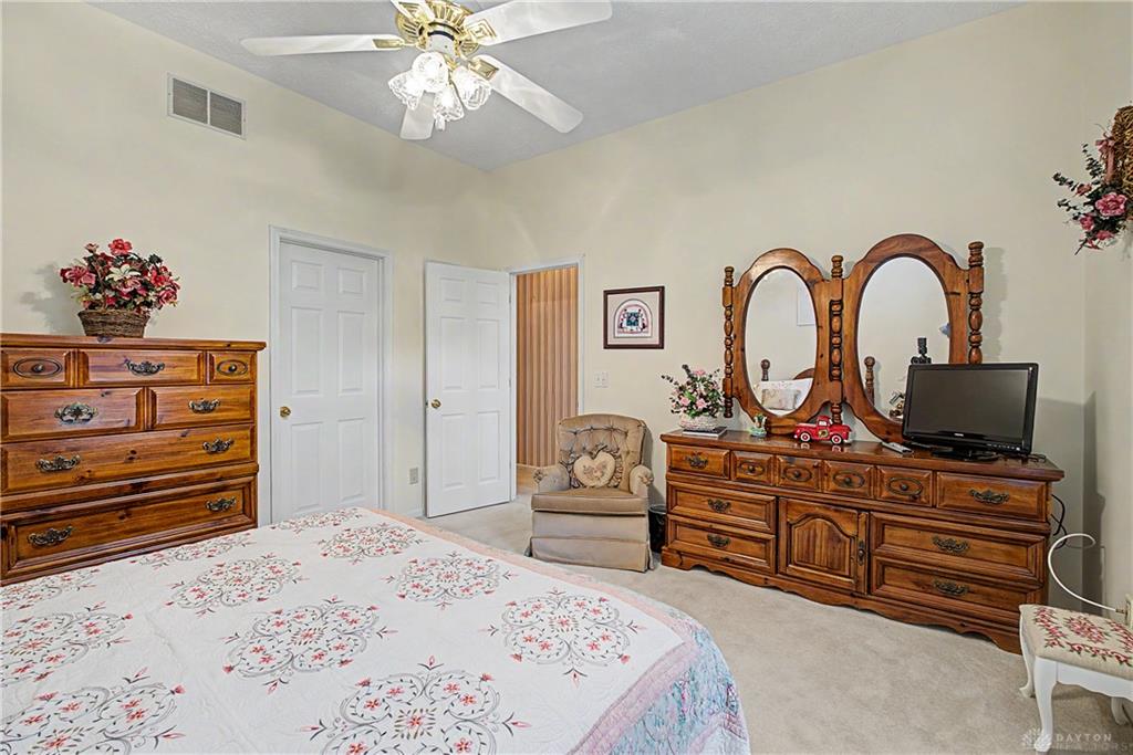 3845 W Eva Property Photo 42