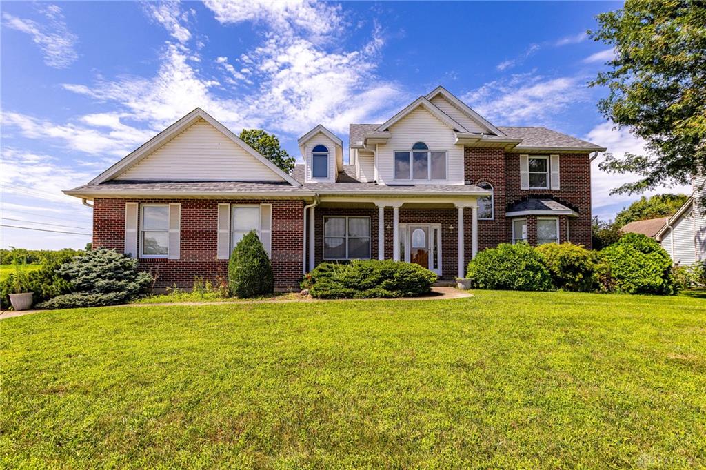 816 Winding Brook Property Photo 1
