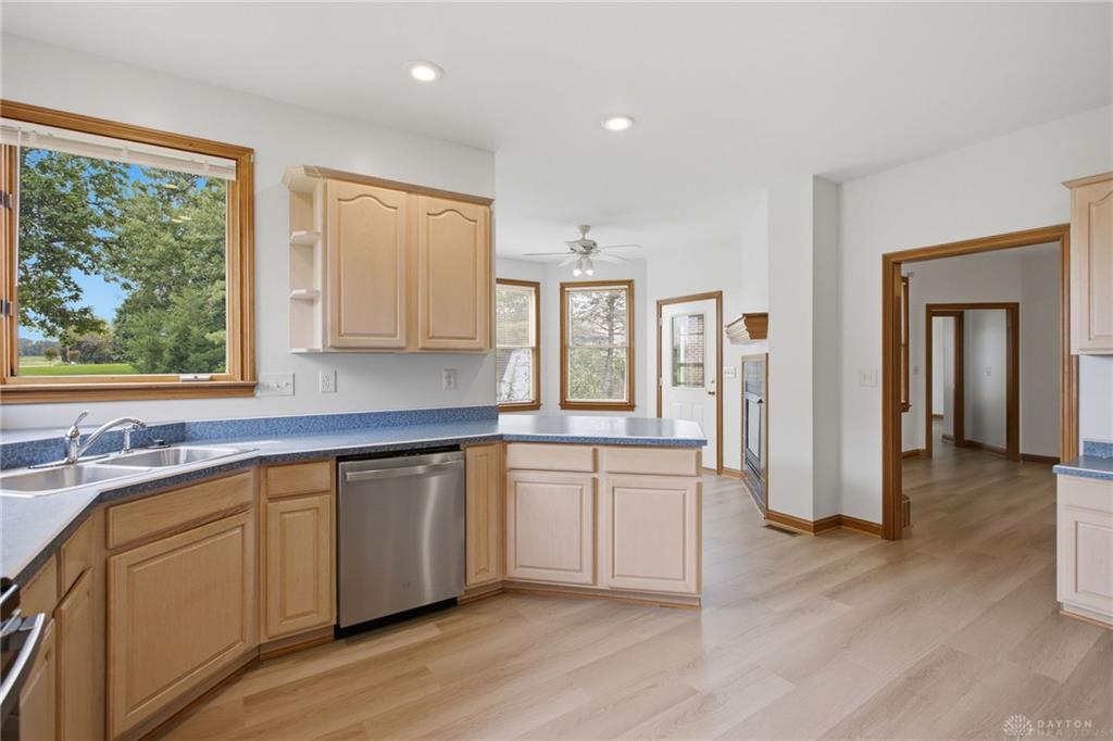 816 Winding Brook Property Photo 18