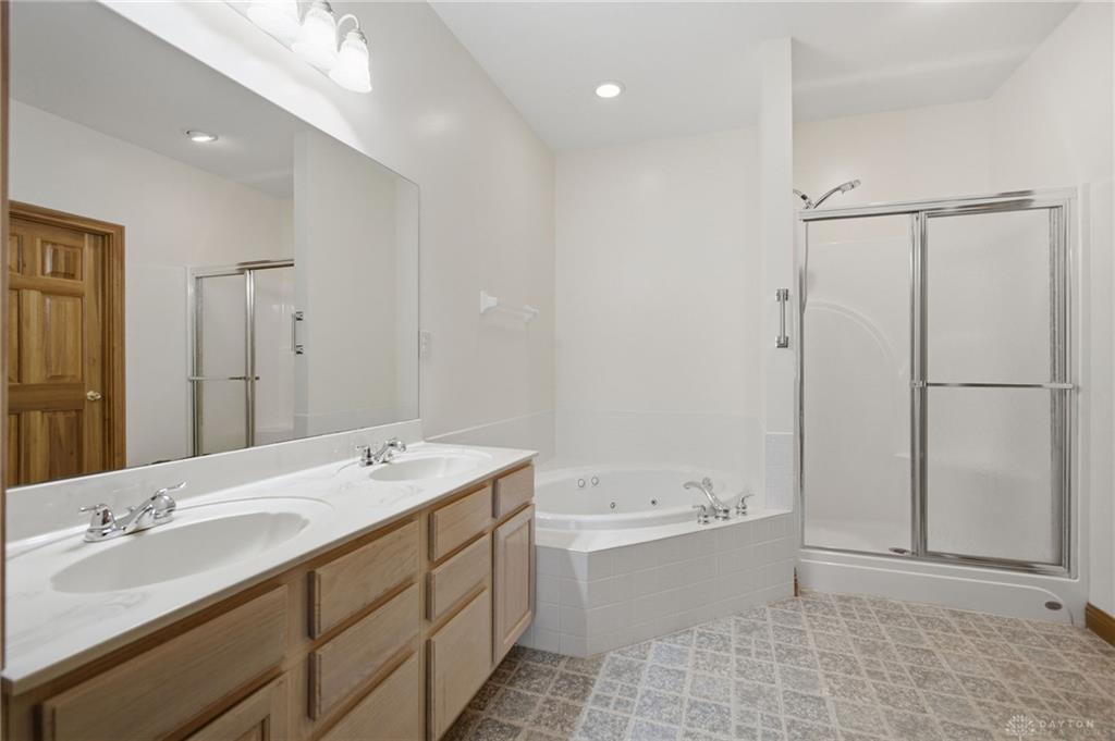 816 Winding Brook Property Photo 25
