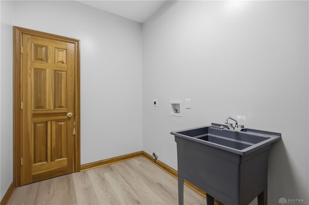 816 Winding Brook Property Photo 35
