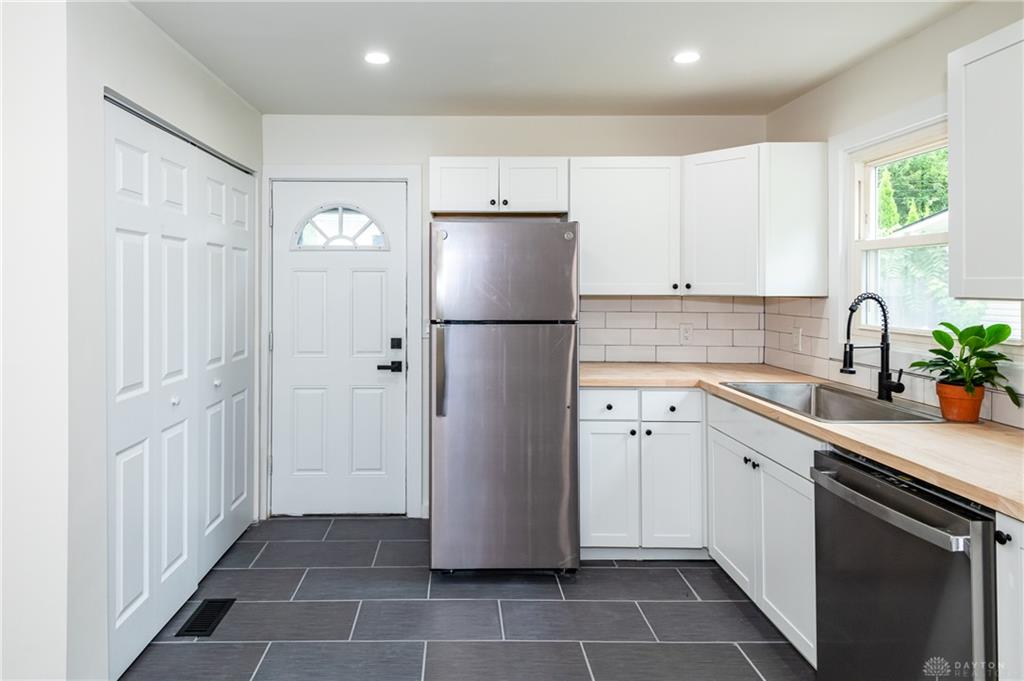 2105 Reardon Property Photo 10