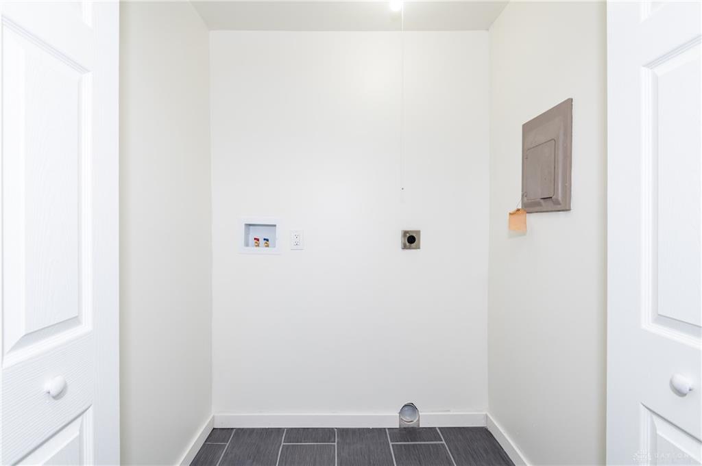 2105 Reardon Property Photo 12