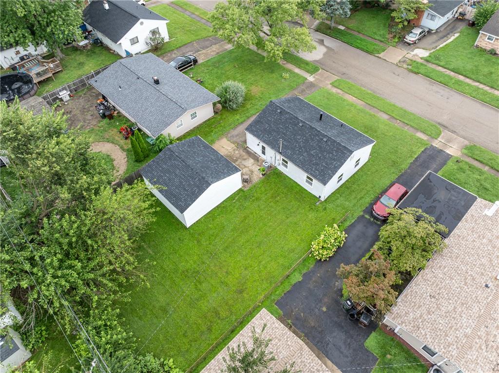 2105 Reardon Property Photo 33