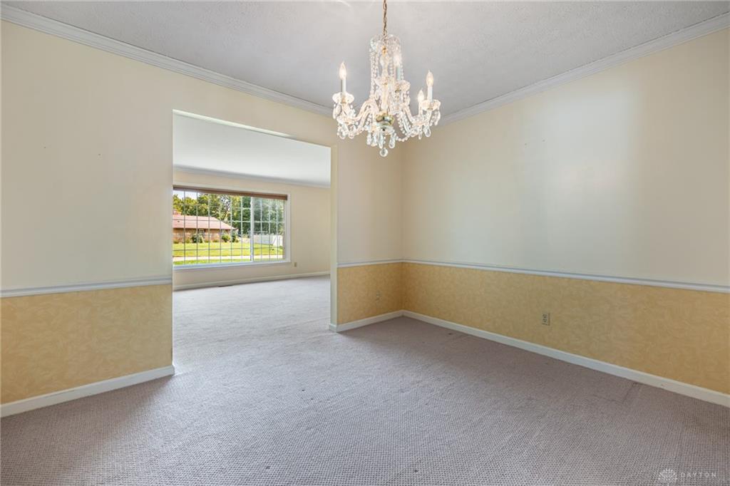 2206 Fox Run Property Photo 6