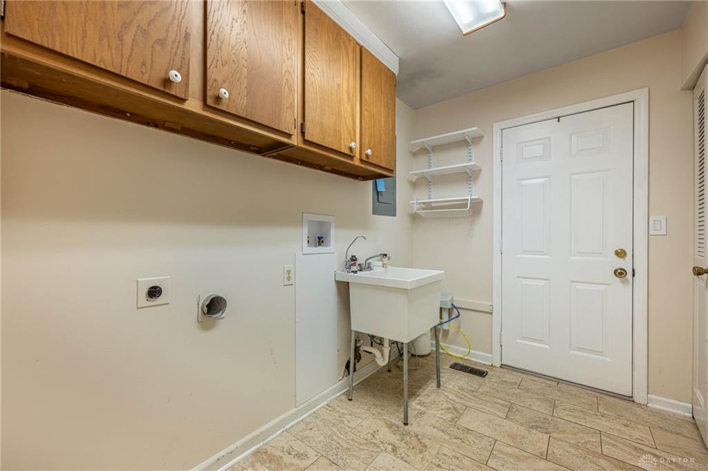2206 Fox Run Property Photo 17