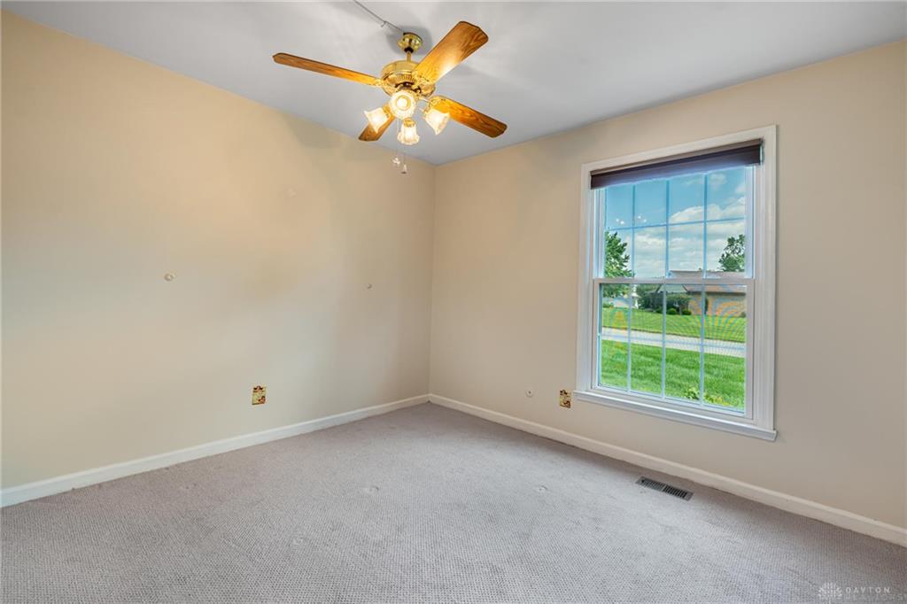 2206 Fox Run Property Photo 18