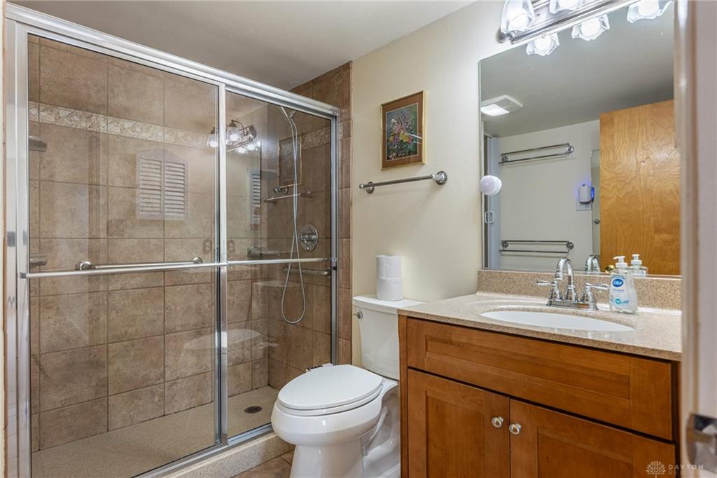 2206 Fox Run Property Photo 27