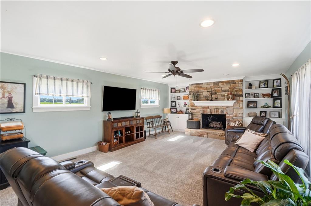 1040 Jeffrey Property Photo 32