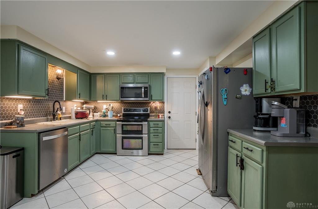 718 Brande Property Photo 5