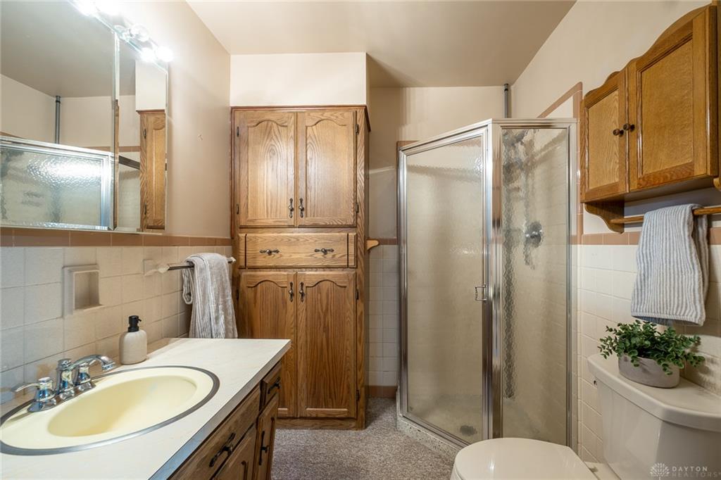 1072 Ceylon Property Photo 10