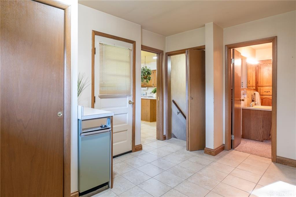1072 Ceylon Property Photo 19