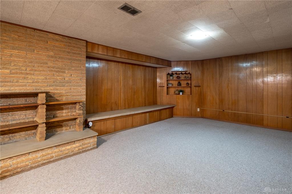 1072 Ceylon Property Photo 21