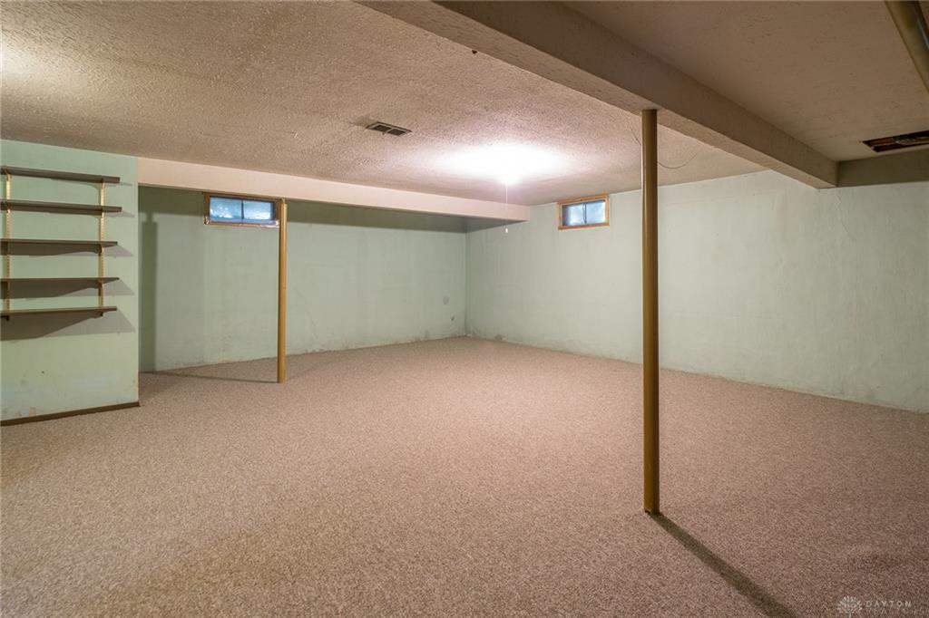 1072 Ceylon Property Photo 23