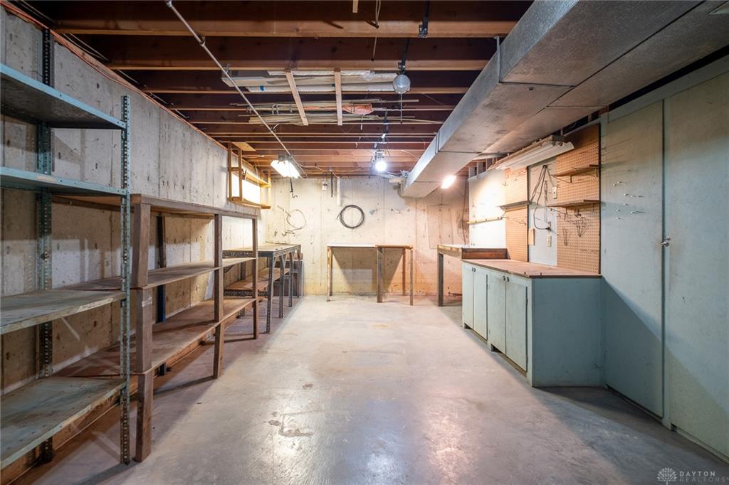 1072 Ceylon Property Photo 25