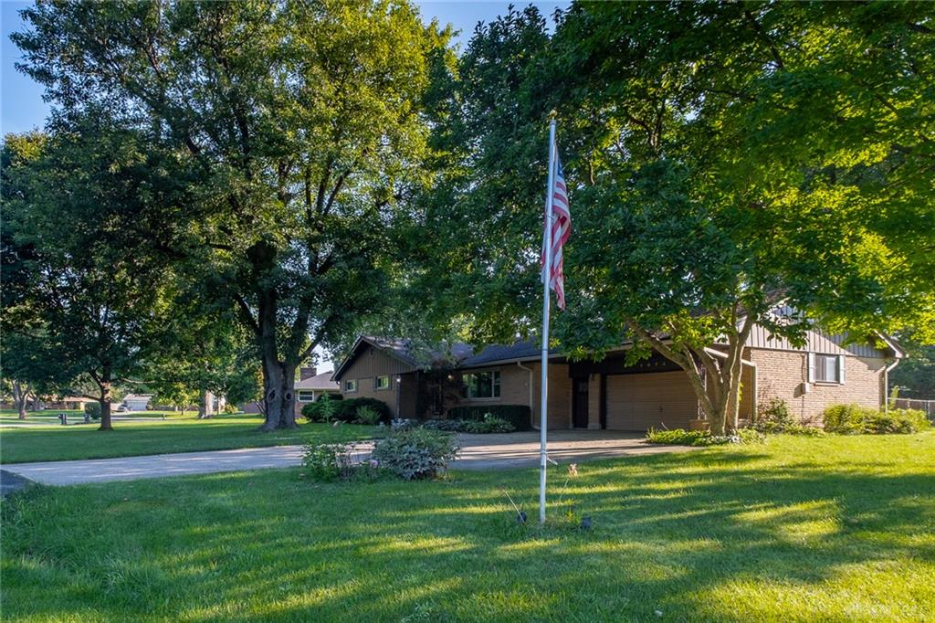 1072 Ceylon Property Photo 29
