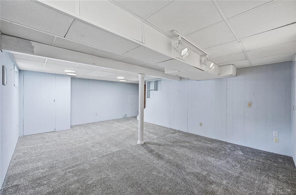 8128 Rollingwood Property Photo 33