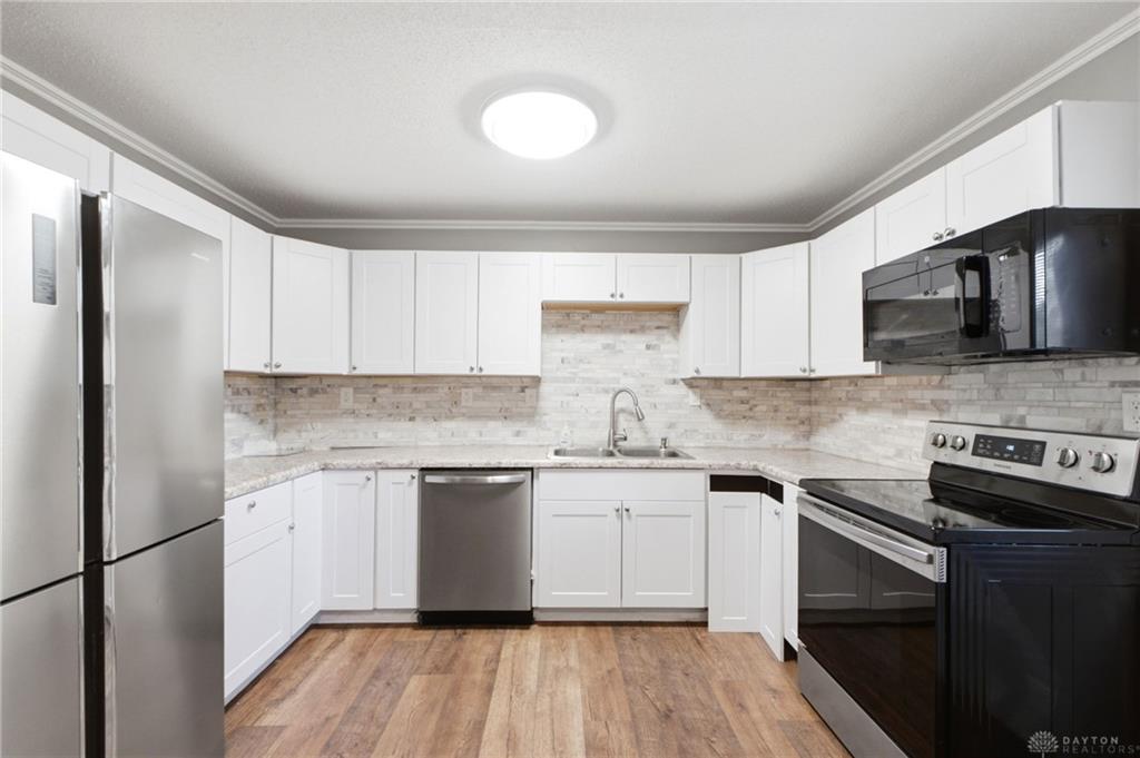 10 Regina Property Photo 7