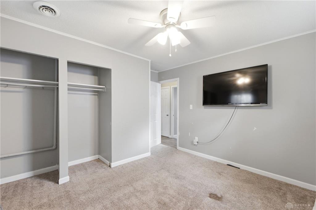 10 Regina Property Photo 16