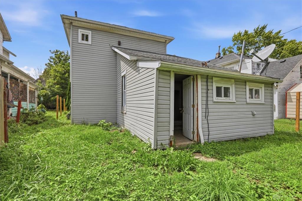 1322 Linden Property Photo 4