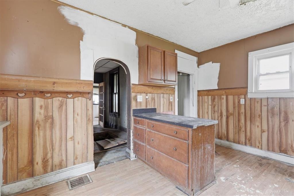 1322 Linden Property Photo 11