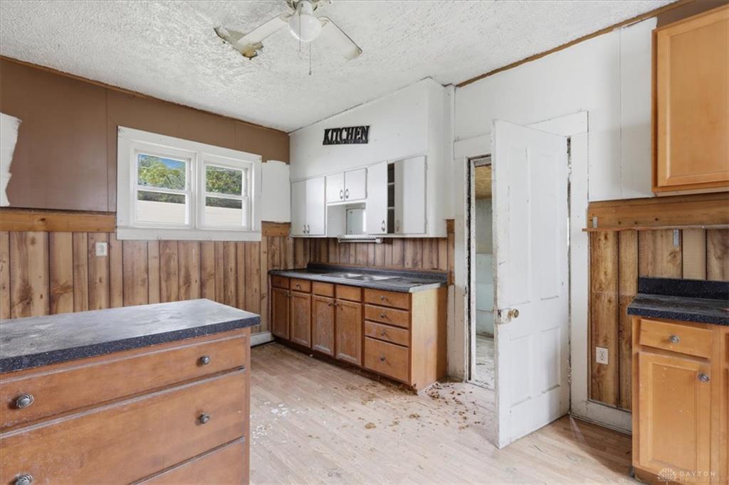 1322 Linden Property Photo 12