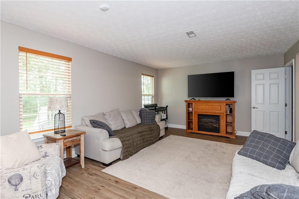 1680 Wimbledon Property Photo 5