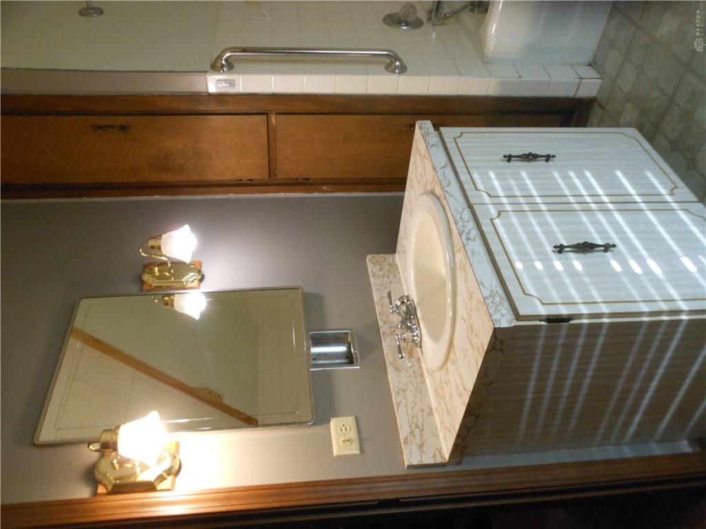 253 E Ward Property Photo 77