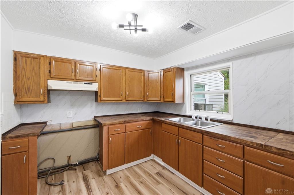 1820 Rice 1824 Property Photo 16