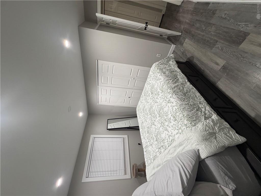 11884 Hamden Property Photo 10