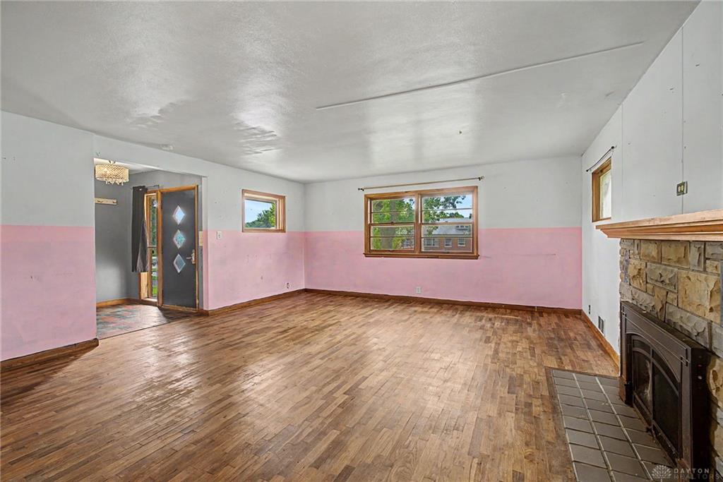 306 E Meeker Property Photo 10