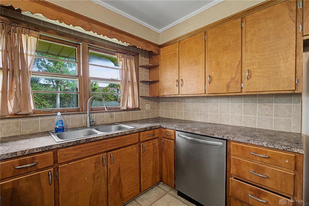 306 E Meeker Property Photo 16